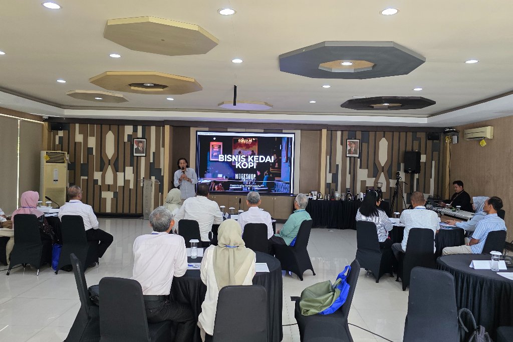 Workshop Purnabakti Entrepreneurship “Bisnis Kedai Kopi” Kerjasama EQIYU INDONESIA dan PLN
